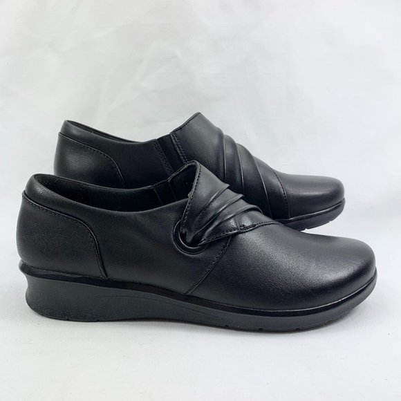 Collection by Clarks Women's Hope Shine Leather - Picture 1 of 4